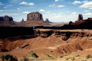 Ursula im Monument Valley