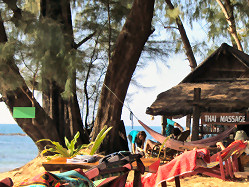 Green Beach: Strand mit Thai Massage